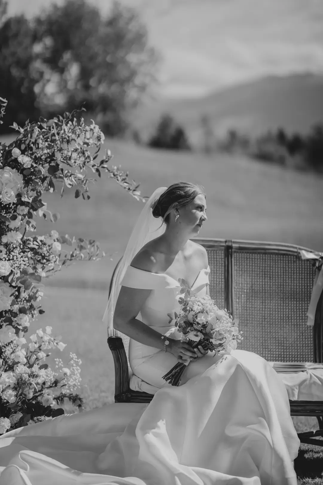 Arche fleurie – mariage Charlotte & Hugo
