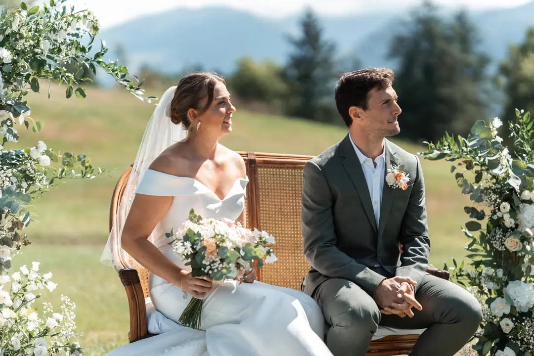 Arche fleurie – mariage Charlotte & Hugo