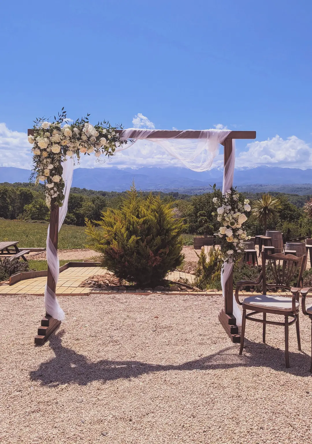 arche fleurie – mariage Sylvie & François, Belvédère du Domaine
