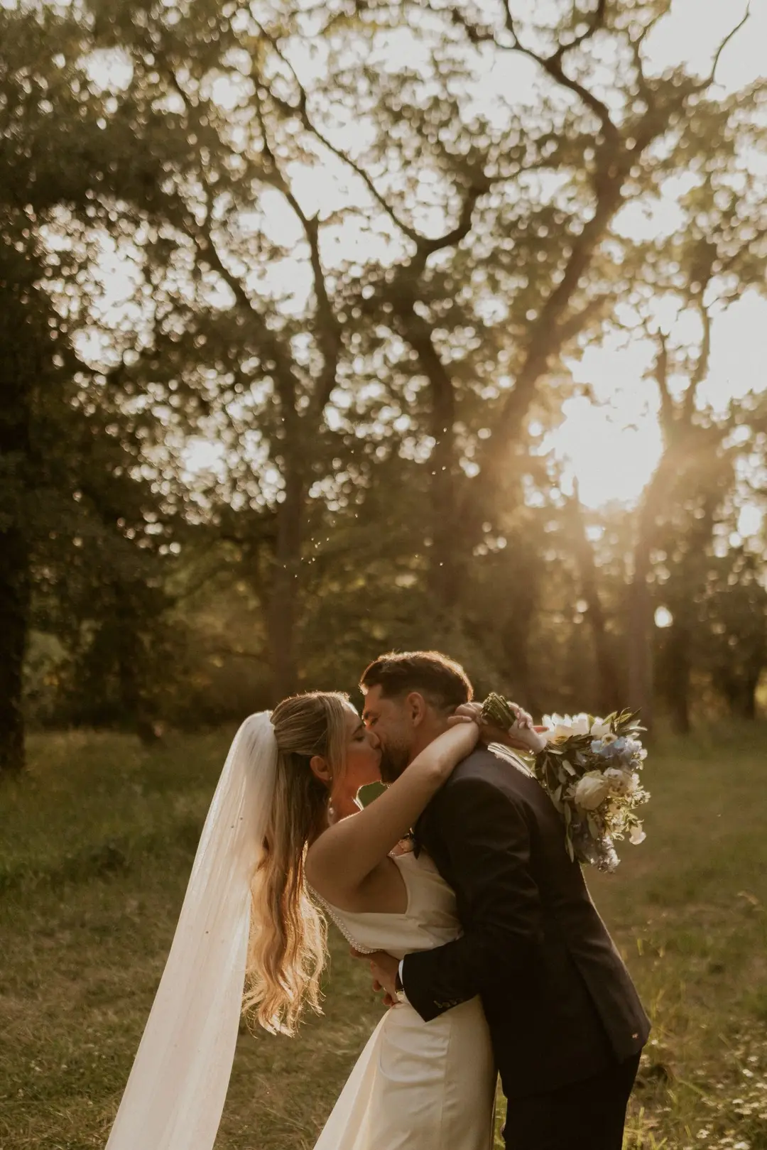 Bouquet de mariée – mariage Emma & Patrick, Château de Caumont