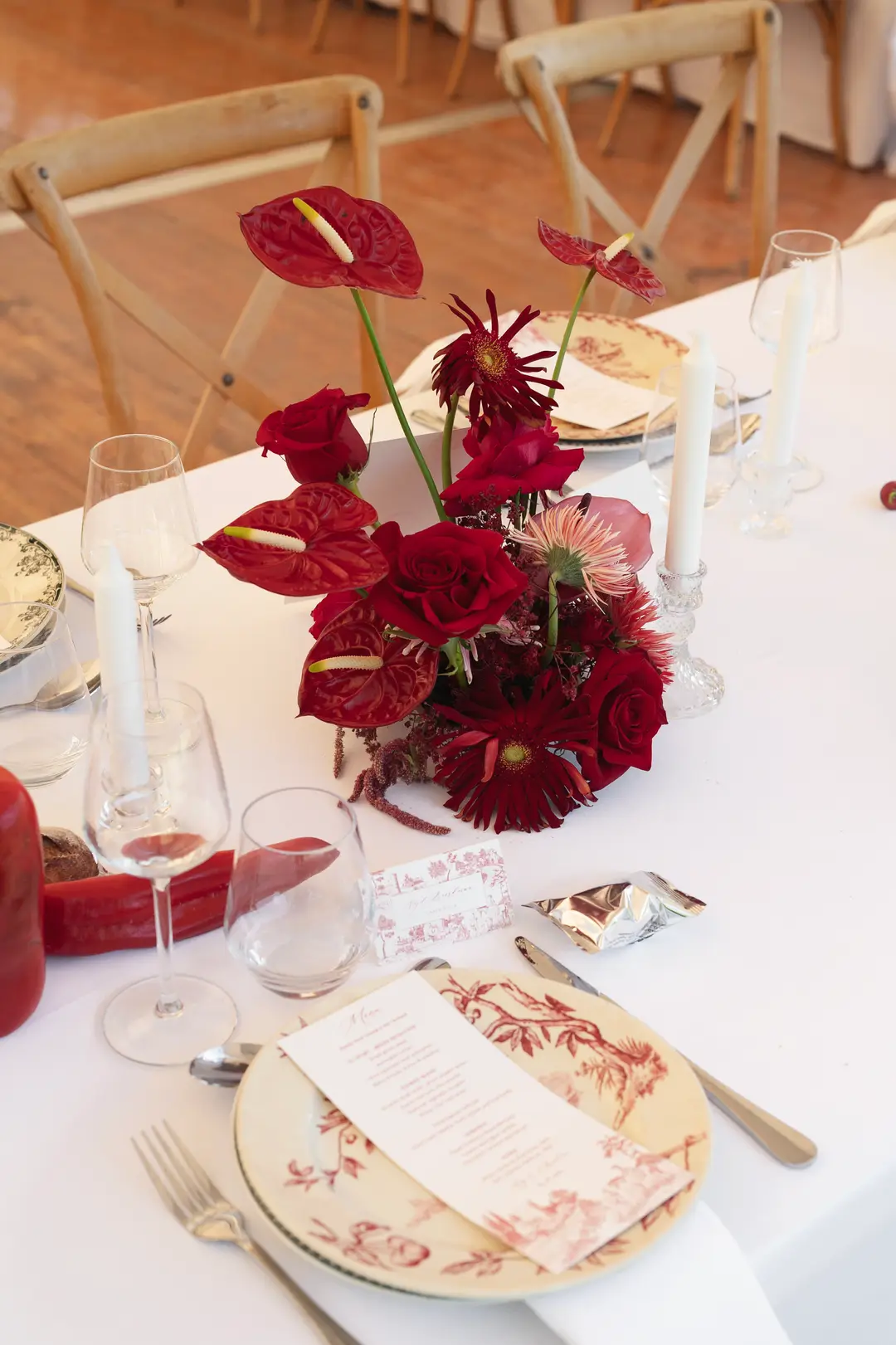 Centre de table fleurs et légumes – mariage Amy & Christian