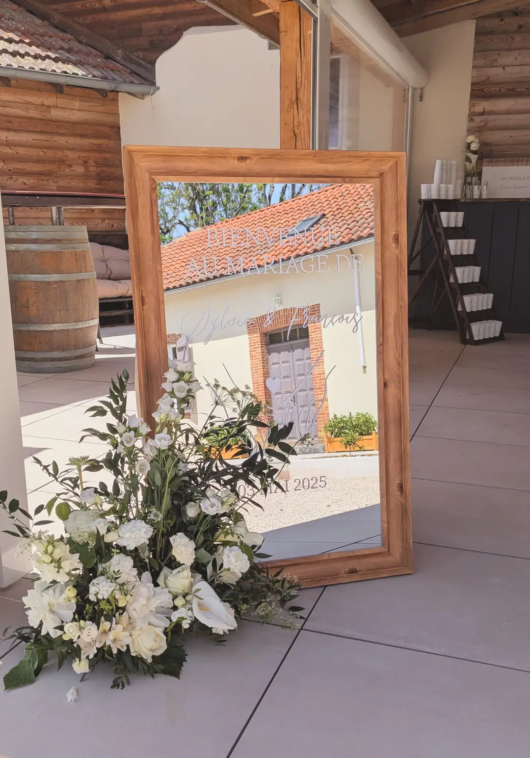 composition florale panneau de bienvenue – mariage Sylvie & François, Belvédère du Domaine