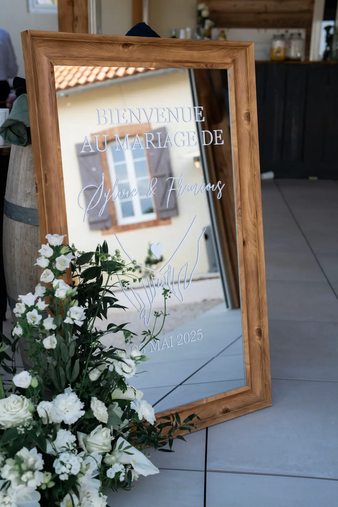 composition florale panneau de bienvenue – mariage Sylvie & François, Belvédère du Domaine