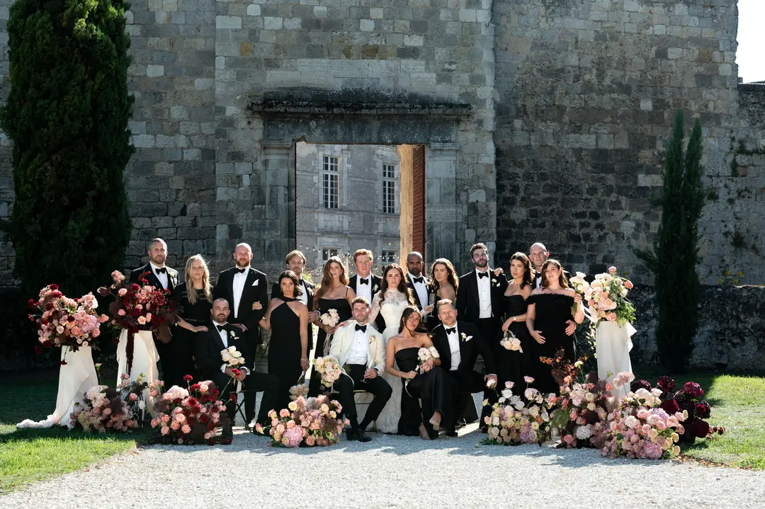 Compositions florales – mariage Harriett & Oliver, Château de Poudenas