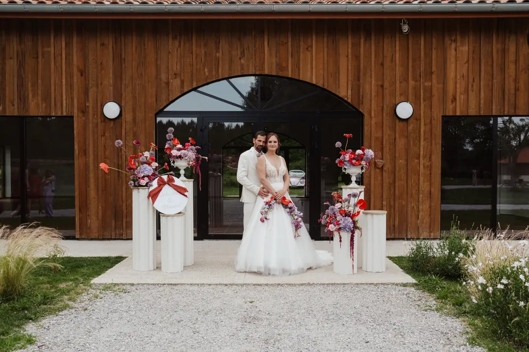 Fleurs sur piliers – Shooting d'inspiration, Airial de Lachayre