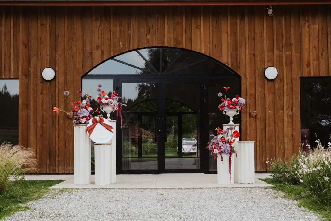 Fleurs sur piliers – Shooting d'inspiration, Airial de Lachayre