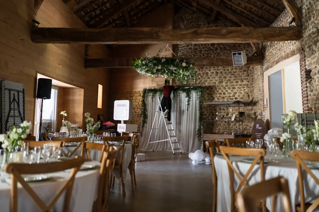 Photobooth guirlande feuillage – mariage Sylvie & François, Belvédère du Domaine